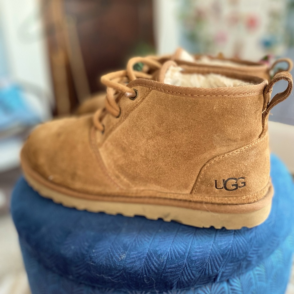 Neumel Uggs
